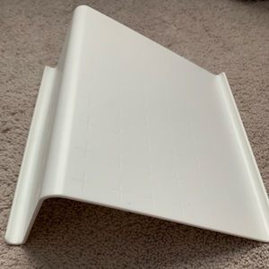 2 Ikea iPad stand